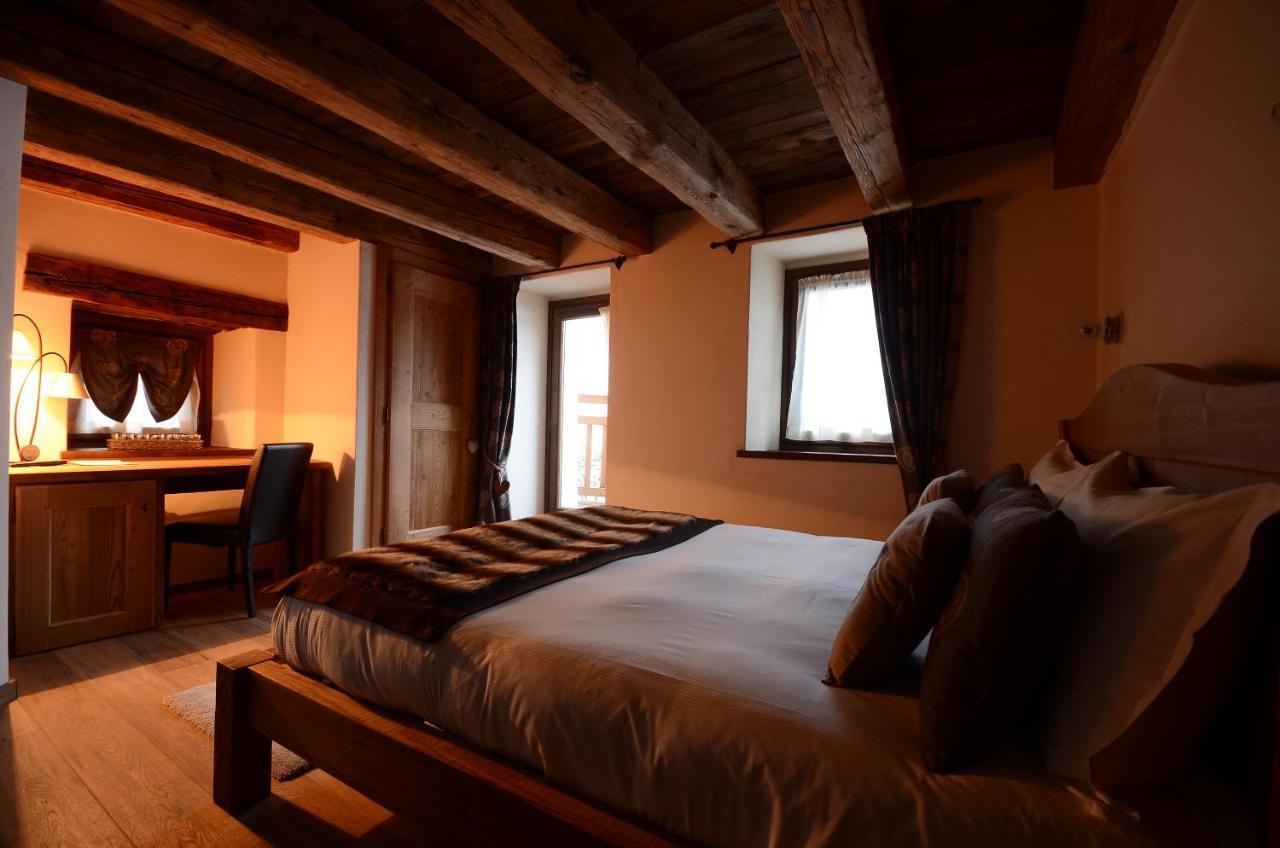 Le Petit Relais Hotel Valpelline Exterior photo