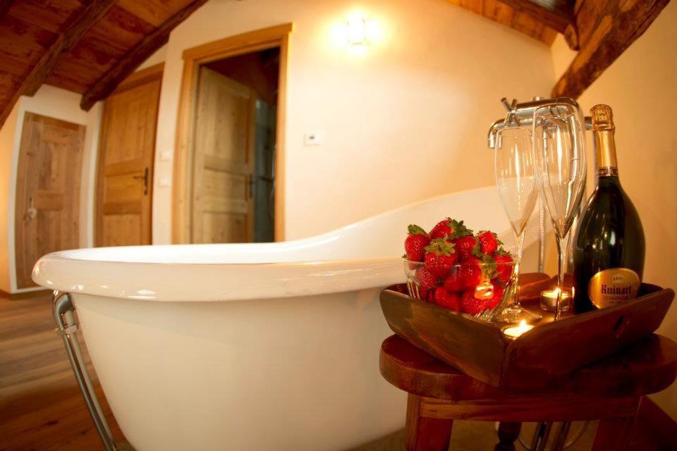 Le Petit Relais Hotel Valpelline Room photo